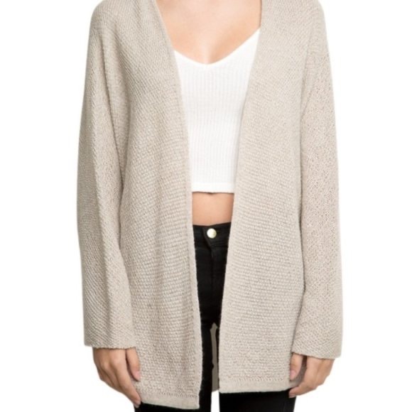 Brandy Melville Caroline Cardigan - Picture 2 of 6